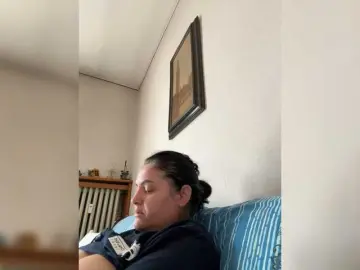 Bongacams Adult Video Chat of Cris810a