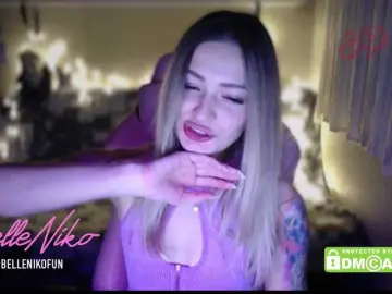 Bongacams Free Porn Cam of harleyquinn9