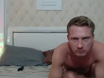 Bongacams Free Live Porn of JessSteve