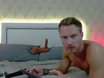 Bongacams Best live sex cam show of JessSteve