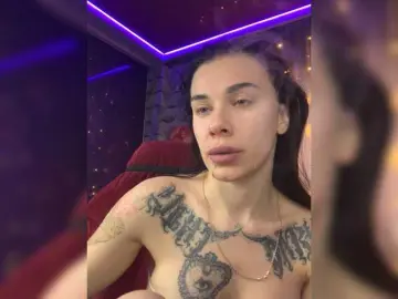 Bongacams Live Porn of MaidenCrystal