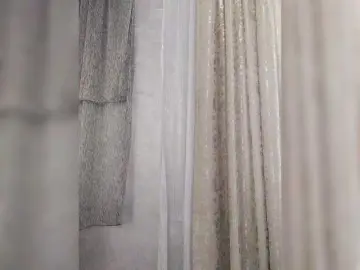 Bongacams Free Live Porn of MaidenCrystal