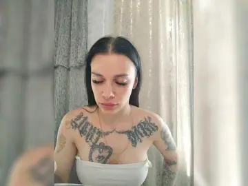 Bongacams Adult Webcam of MaidenCrystal