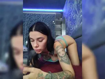 Bongacams Live Sex Cam of MaidenCrystal