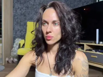Bongacams Nude Webcam of charmingaura1