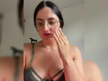 Bongacams Watch Live Sex Cams of EvanShell1