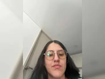 Bongacams Watch Live Sex Cams of EvanShell1