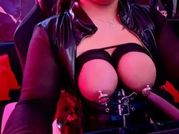 Bongacams Watch Live Sex Cams of Paulinabdsm