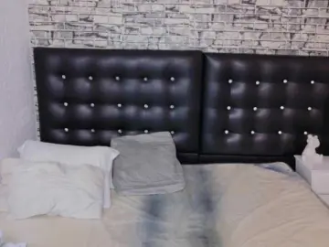 Bongacams Adult Webcams of kiara-evanss