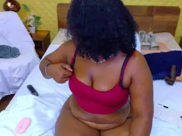 Bongacams Free Live Porn of kiara-evanss