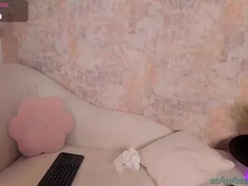 Bongacams Watch Live Sex Cams of HOTbrunette69