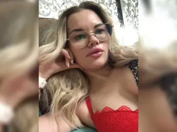 Bongacams Live Sex Cam of -ollia-