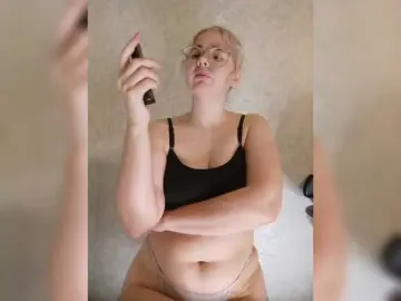 Bongacams Live Sex of kroshka-meow
