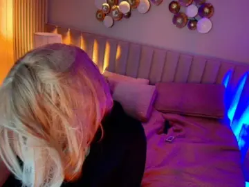 Bongacams Live Porn of DarwinandLilu