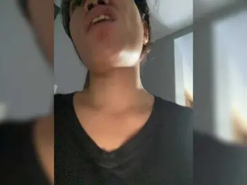 Bongacams Live Sex Cam of candicelovee