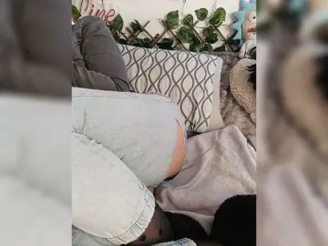 Medium tits babes milf cams