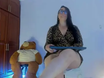 Bongacams Free Live Porn of MeganHotCurvy