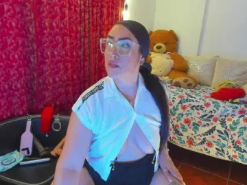 Bongacams Free Live Porn of MeganHotCurvy