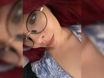 Deepthroat milf cams