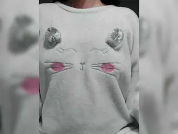 Fucking hard milf cams