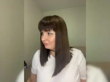 Bongacams Sex Cam of Tina-Dolly