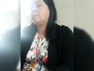 Bongacams Watch Live Sex Cams of AnnaVictoriaa