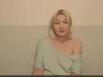 Bongacams Nude Webcam of Bonniee