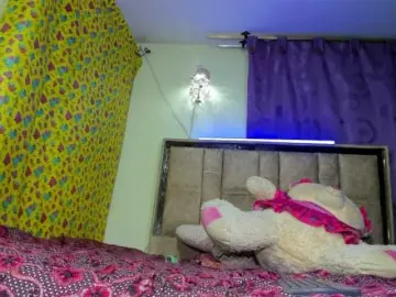 Bongacams Watch Live Sex Cams of daphnehot01