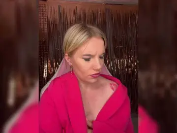 Bongacams Best live sex cam show of LYLAtop