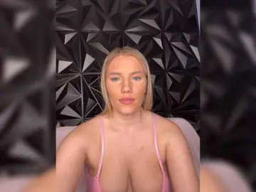 Bongacams Live Sex Cam of LYLAtop