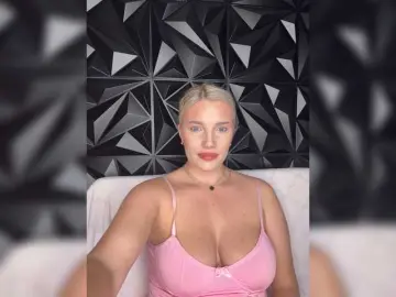 Bongacams Sex Cam of LYLAtop