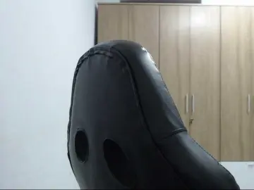 Bongacams Sex Cam of RoxanaMilf