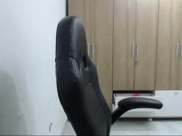 Bongacams Free Porn Cam of RoxanaMilf