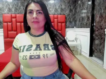 Bongacams Best live sex cam show of Ladyxmilf