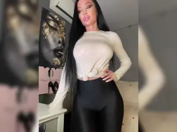 Bongacams Sex Cam of nicole21x