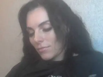 Bongacams Watch Live Sex Cams of Gospozha-77