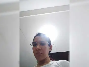 Bongacams Watch Live Sex Cams of maky-davis