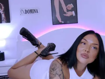 Bongacams Live Porn of LiliKittenXO