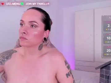 Bongacams Watch Live Sex Cams of DominaDeivis