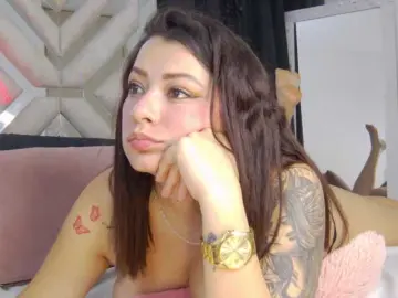 Bongacams Free Live Porn of AlanaRouse1