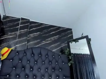 Bongacams Watch Live Sex Cams of Arethaozz1