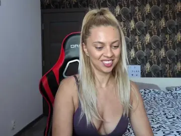 Bongacams Adult Webcams of CarlaStaceeFun