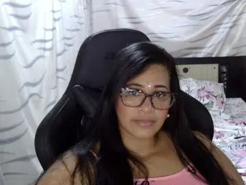Bongacams Free Porn Cam of Letty33