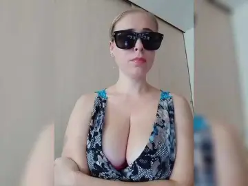 Bongacams Watch Live Sex Cams of DashaKisa951