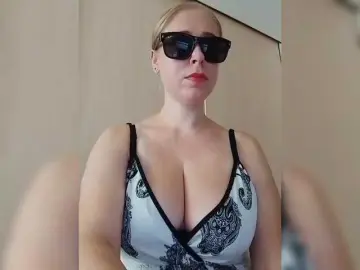 Bongacams Nude Webcam of DashaKisa951