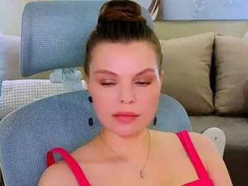 Bongacams Best Webcam of AureliaFly