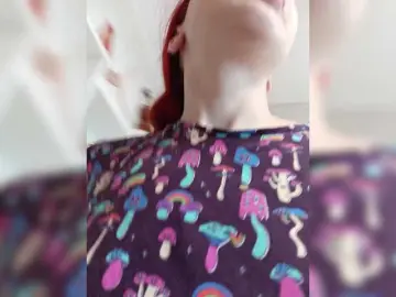 Bongacams Best live sex cam show of RedFox9595