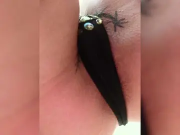 Bongacams Sex Cam of RedFox9595