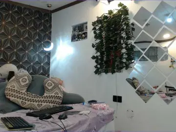 Bongacams Watch Live Sex Cams of YummyMeily