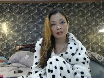 Bongacams Adult Webcam of YummyMeily